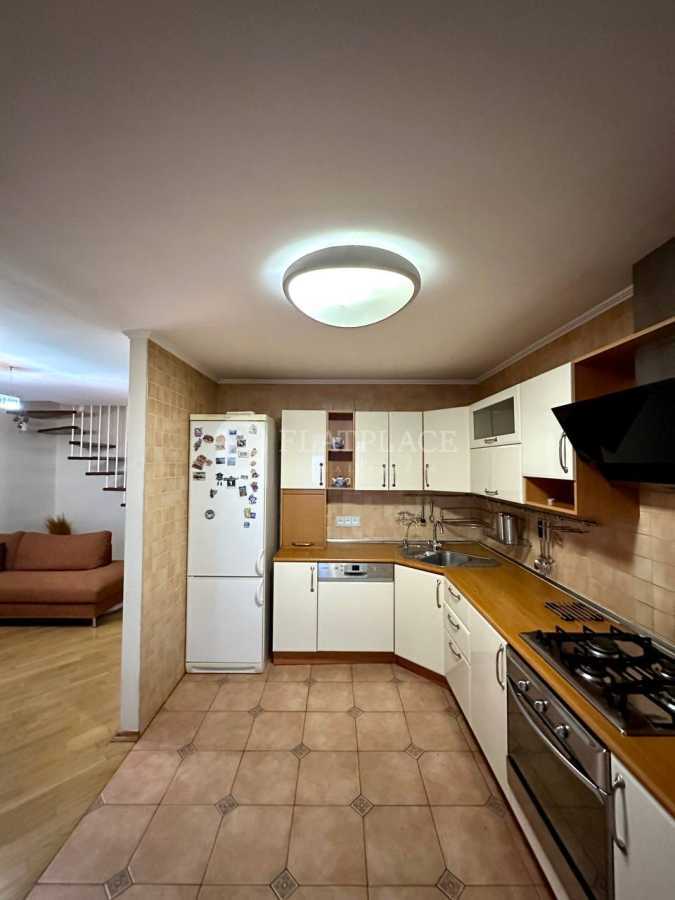 Продаж 3-кімнатної квартири 127 м², Голосіївський просп., 108к2