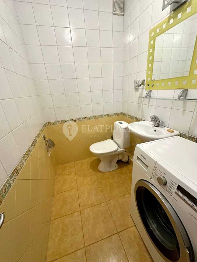 Продаж 3-кімнатної квартири 127 м², Голосіївський просп., 108к2