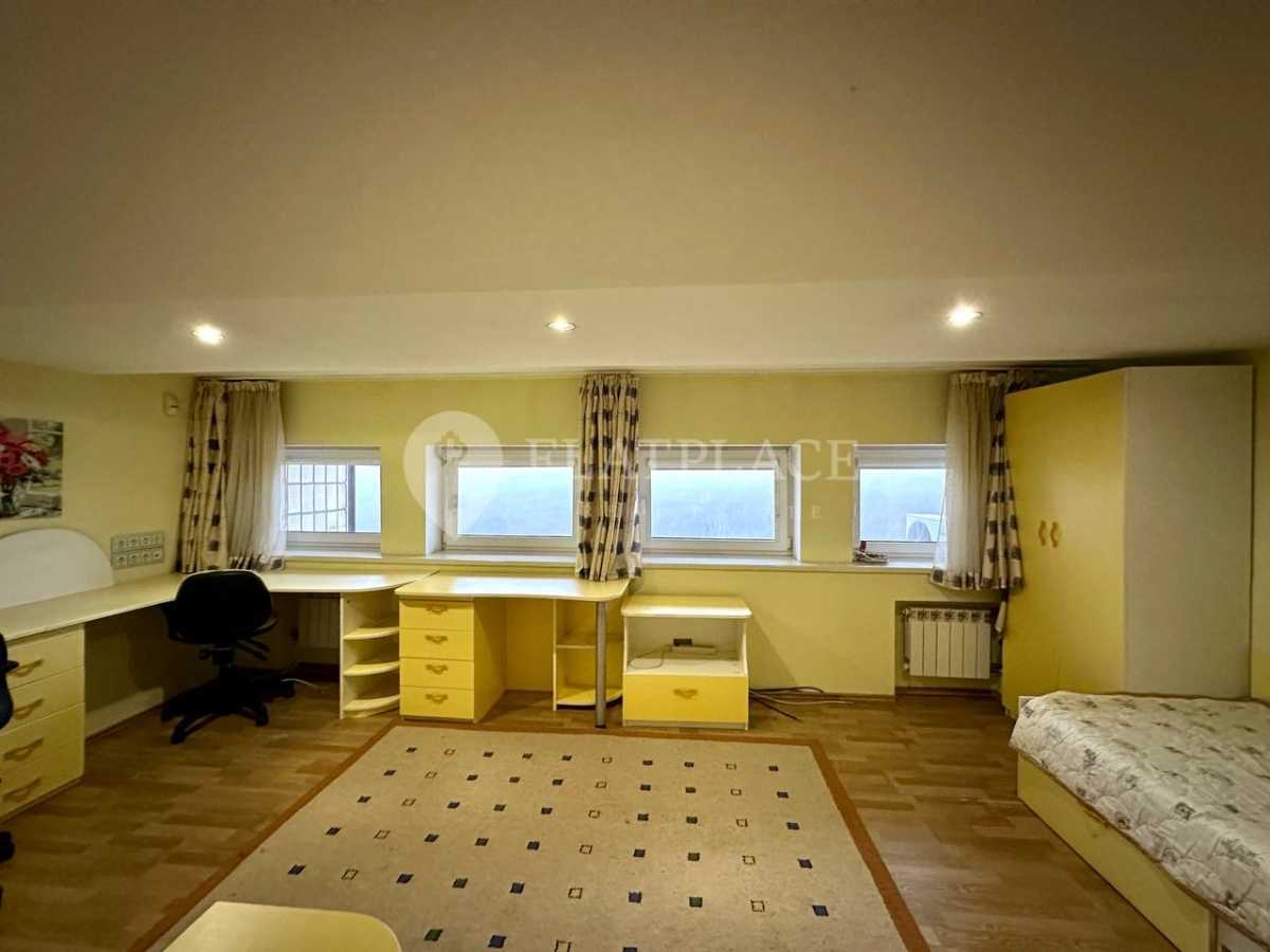 Продаж 3-кімнатної квартири 127 м², Голосіївський просп., 108к2