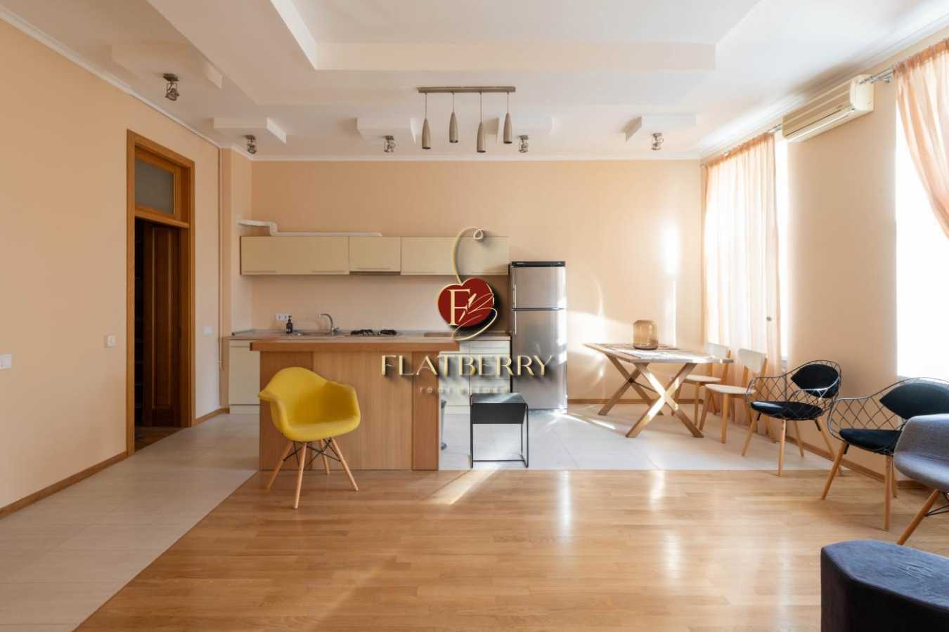 Продажа 3-комнатной квартиры 100 м², Лютеранская ул., 27/29