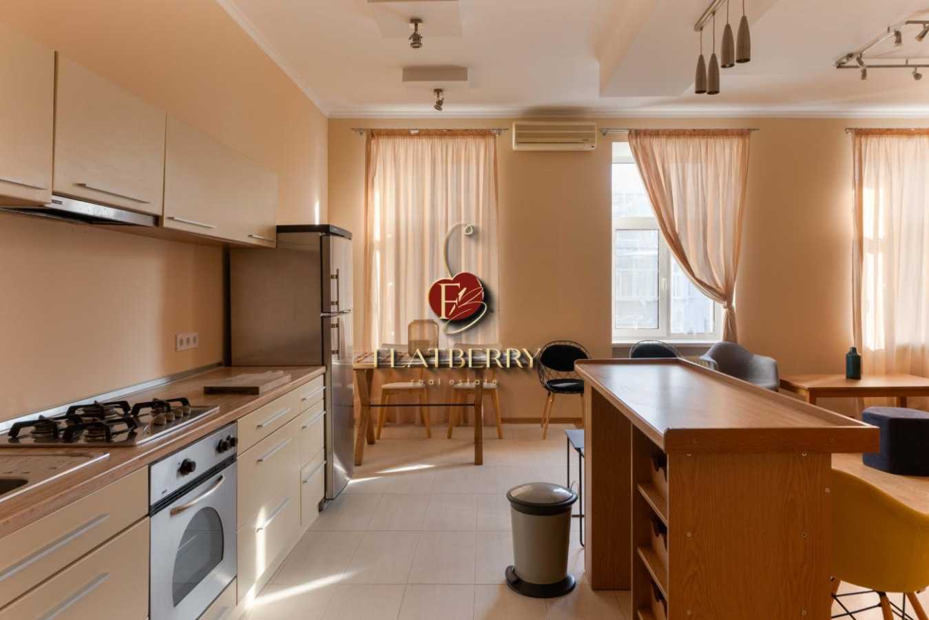 Продажа 3-комнатной квартиры 100 м², Лютеранская ул., 27/29