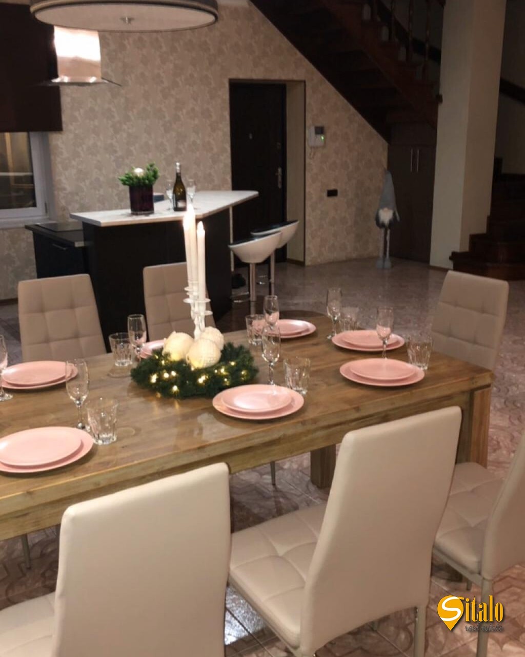 Аренда дома 250 м²