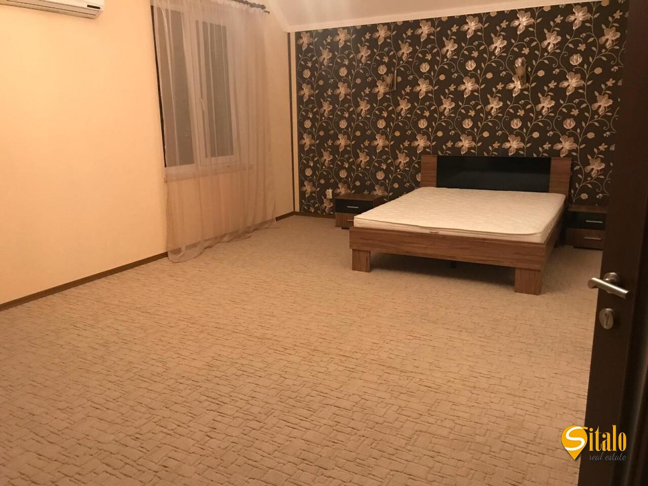 Аренда дома 250 м²