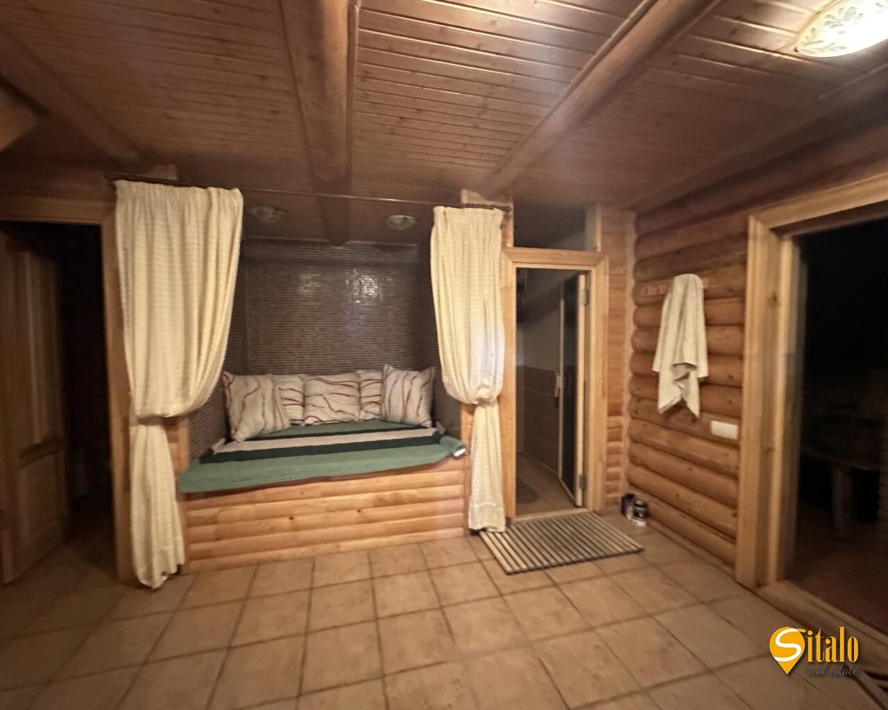 Аренда дома 390 м²