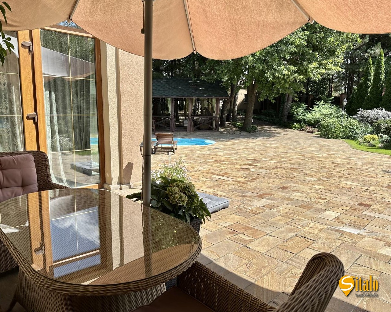 Аренда дома 390 м²