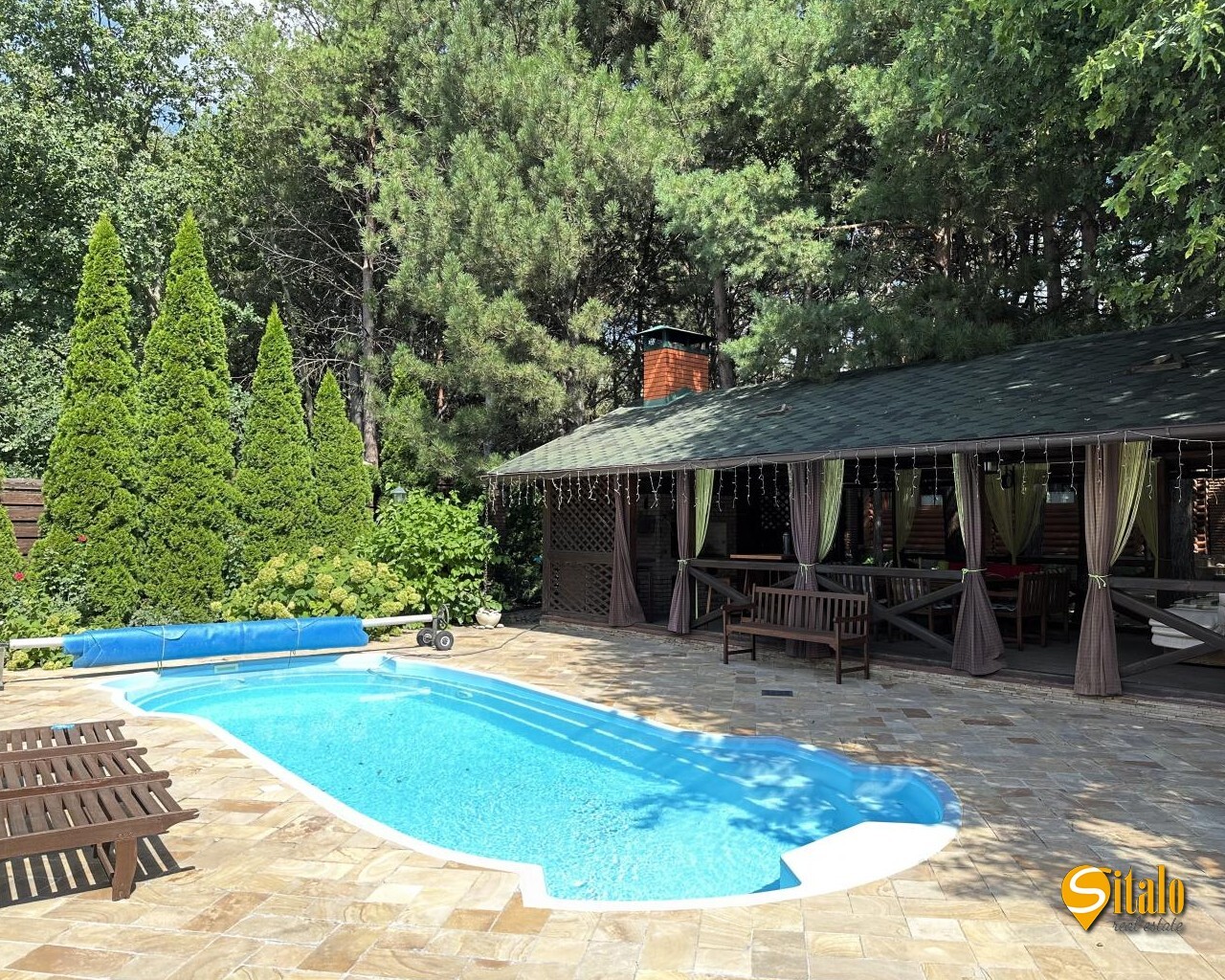 Аренда дома 390 м²