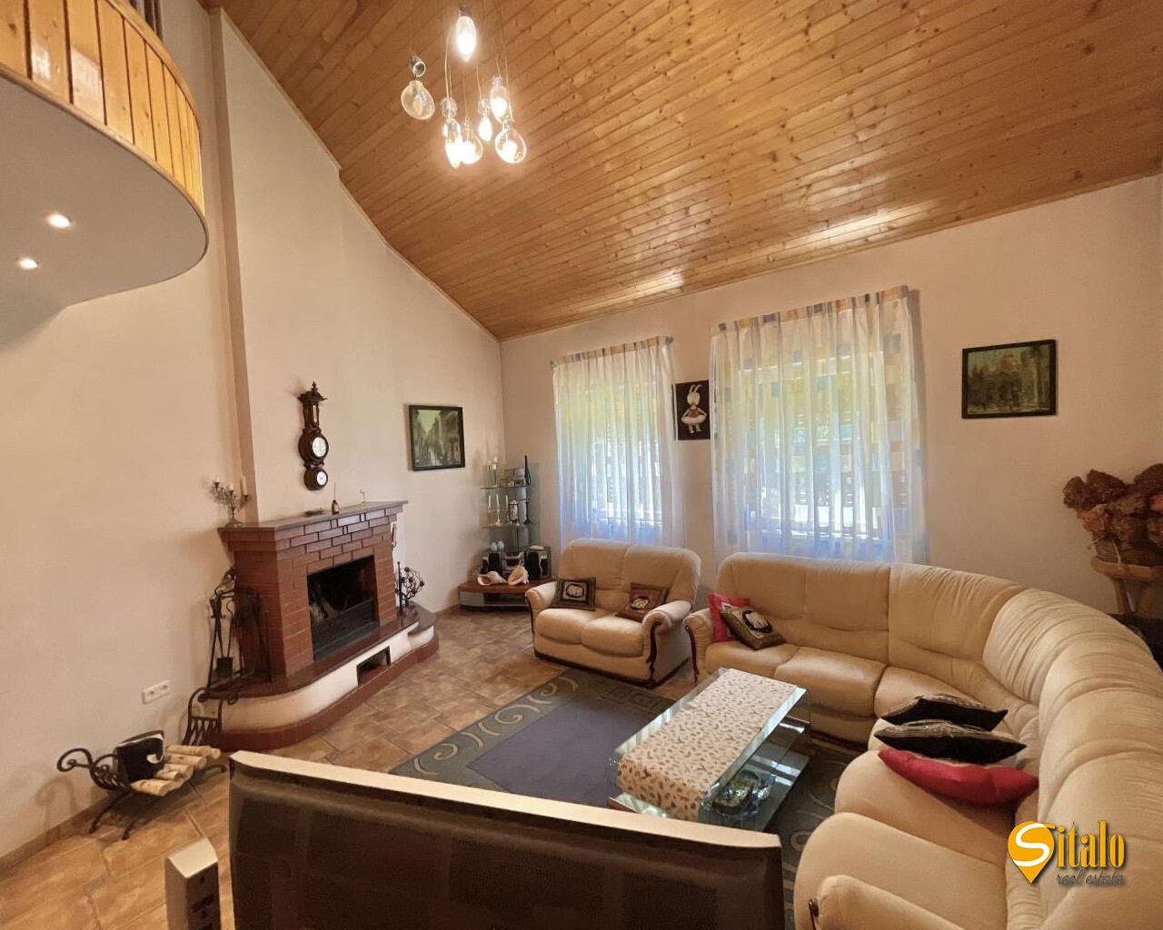 Продажа дома 240 м², 12-я Луговая ул.