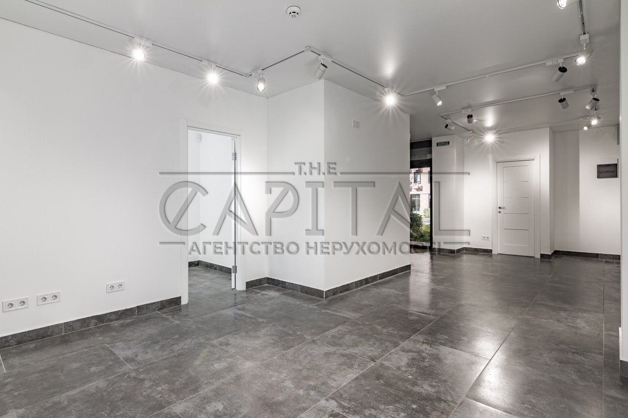 Аренда помещения свободного назначения 52 м², Салютная ул., 2