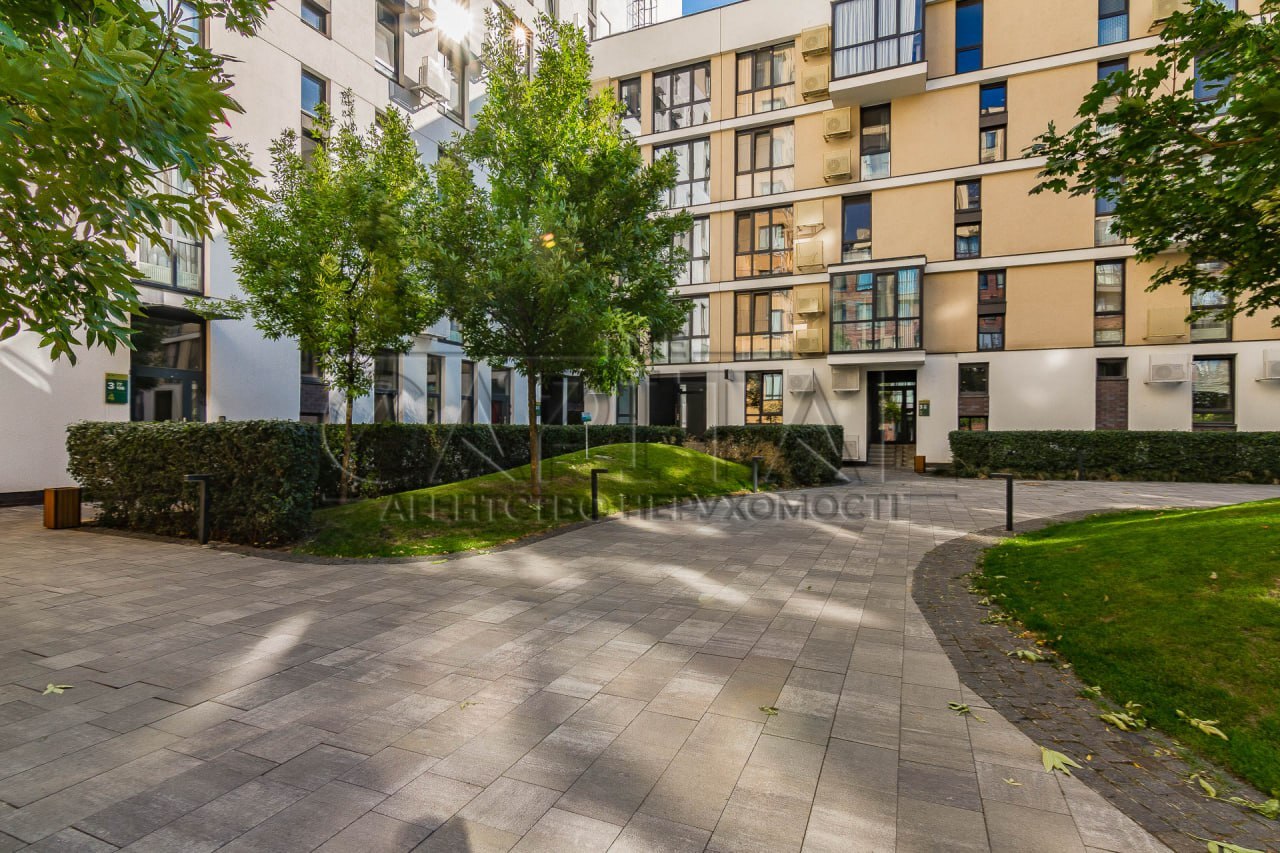 Аренда помещения свободного назначения 52 м², Салютная ул., 2