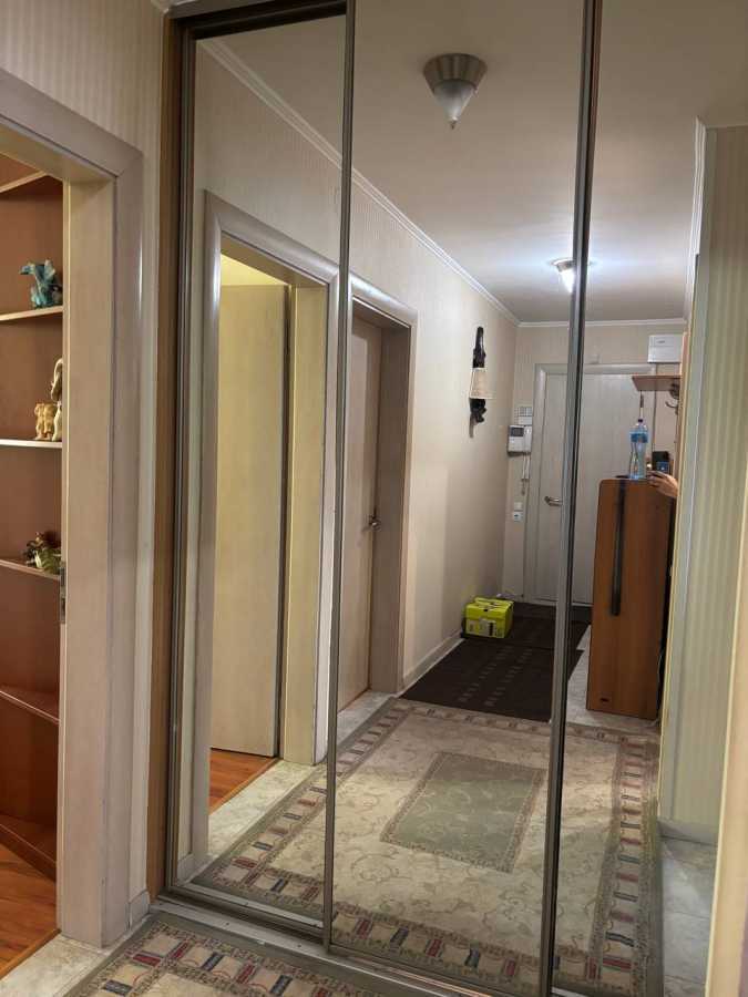 Оренда 3-кімнатної квартири 76 м², Героїв Сталінграда просп., 39Б