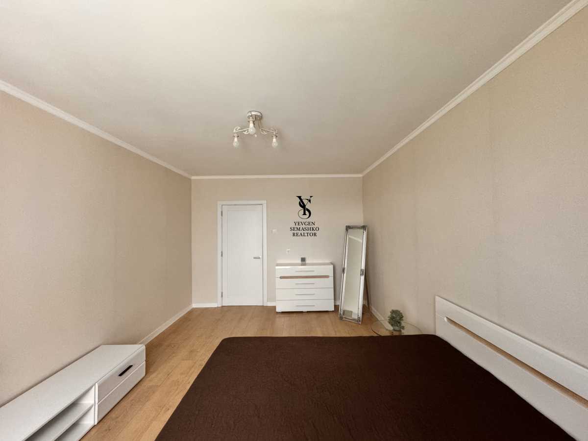 Оренда 1-кімнатної квартири 55 м², Сергія Данченка вул., 3