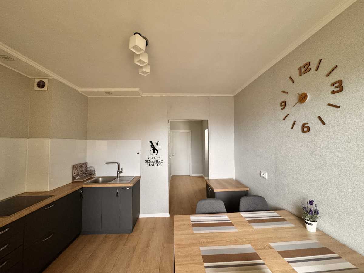 Оренда 1-кімнатної квартири 55 м², Сергія Данченка вул., 3