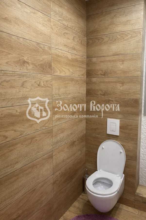 Продаж 2-кімнатної квартири 64 м², Вишняківська вул., 2