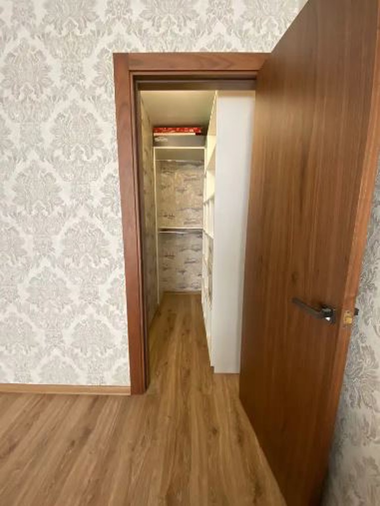Продажа 1-комнатной квартиры 41 м², Кобзаря бул., 4