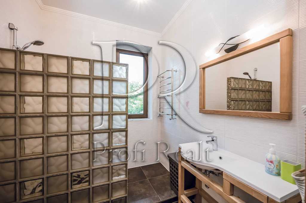 Продажа дома 275 м², Бердянский пер.