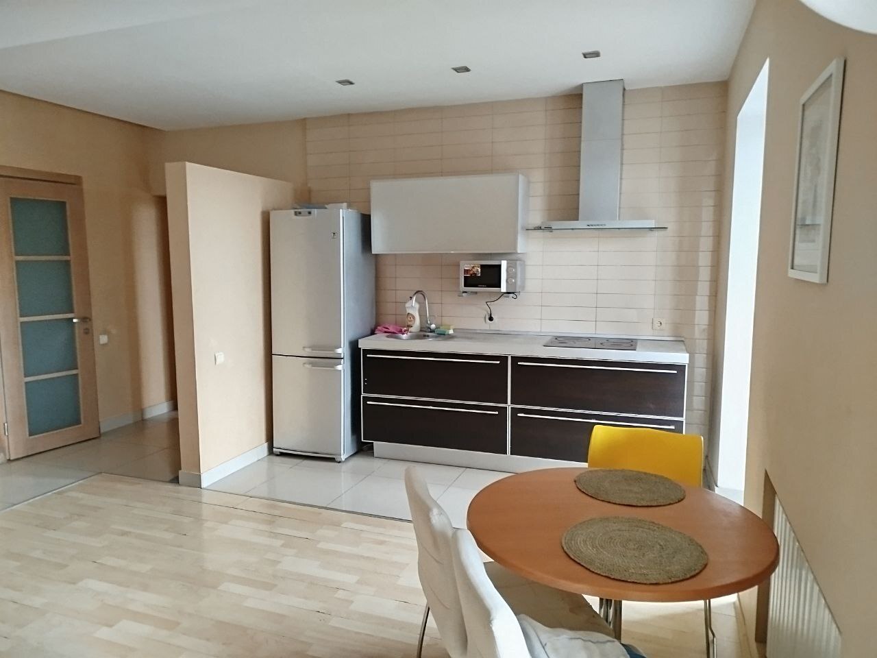 Аренда 3-комнатной квартиры 80 м², Казакова ул.