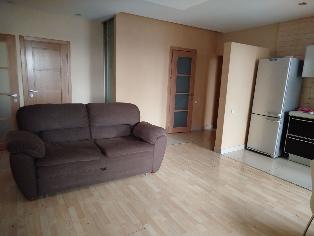 Аренда 3-комнатной квартиры 80 м², Казакова ул.