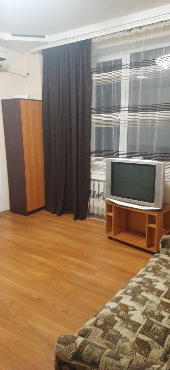 Продаж 2-кімнатної квартири 57 м², Криворізька вул., 16А