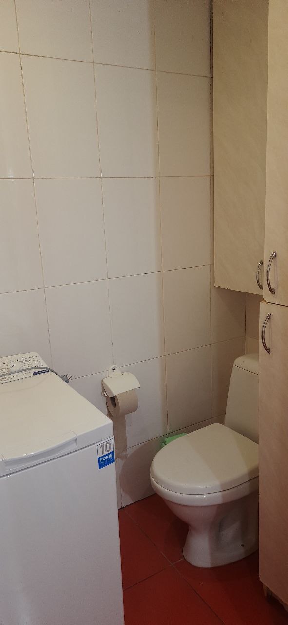 Продаж 2-кімнатної квартири 57 м², Криворізька вул., 16А