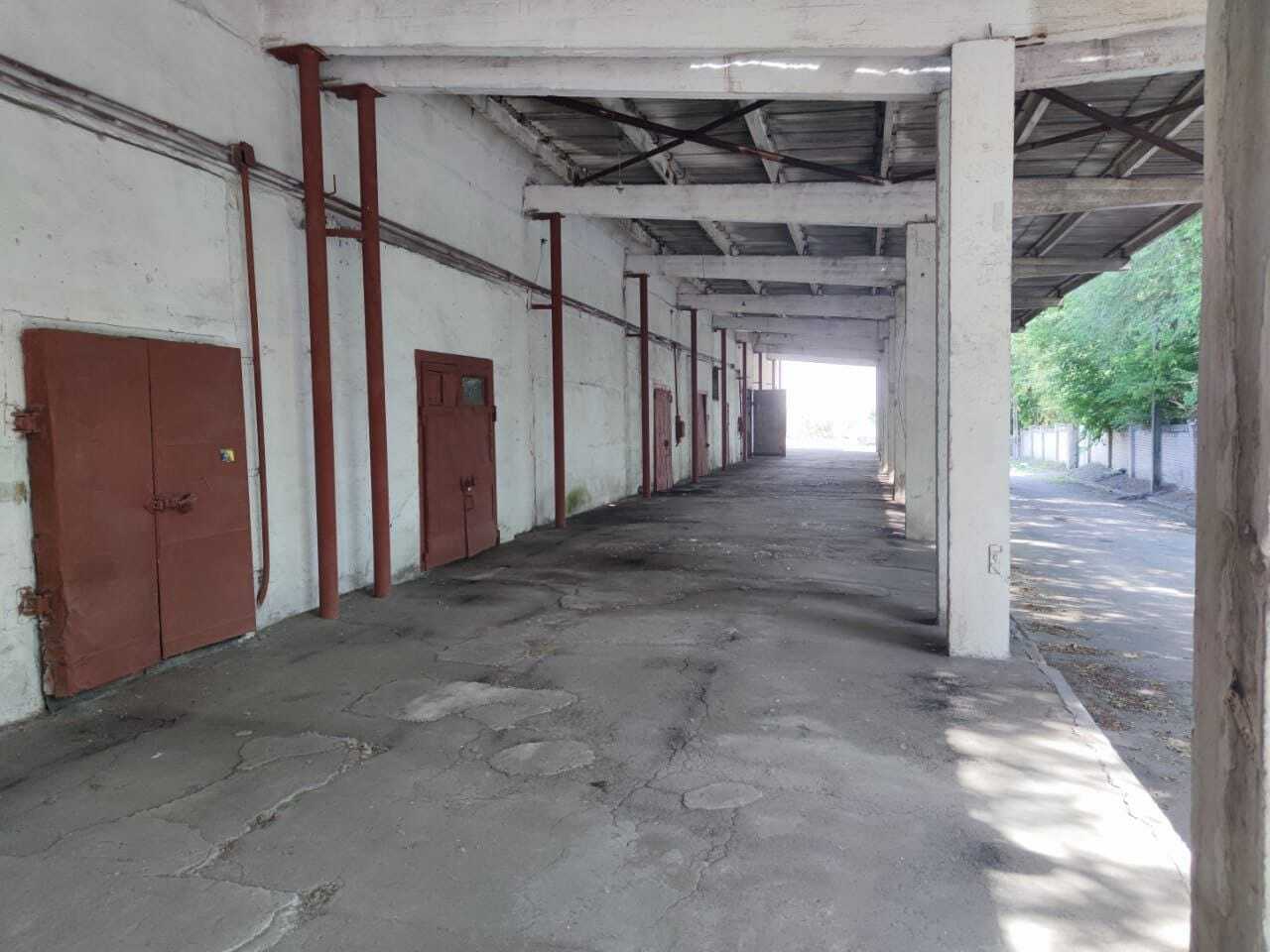 Продажа производственно-складского комплекса 1600 м², горобця 1