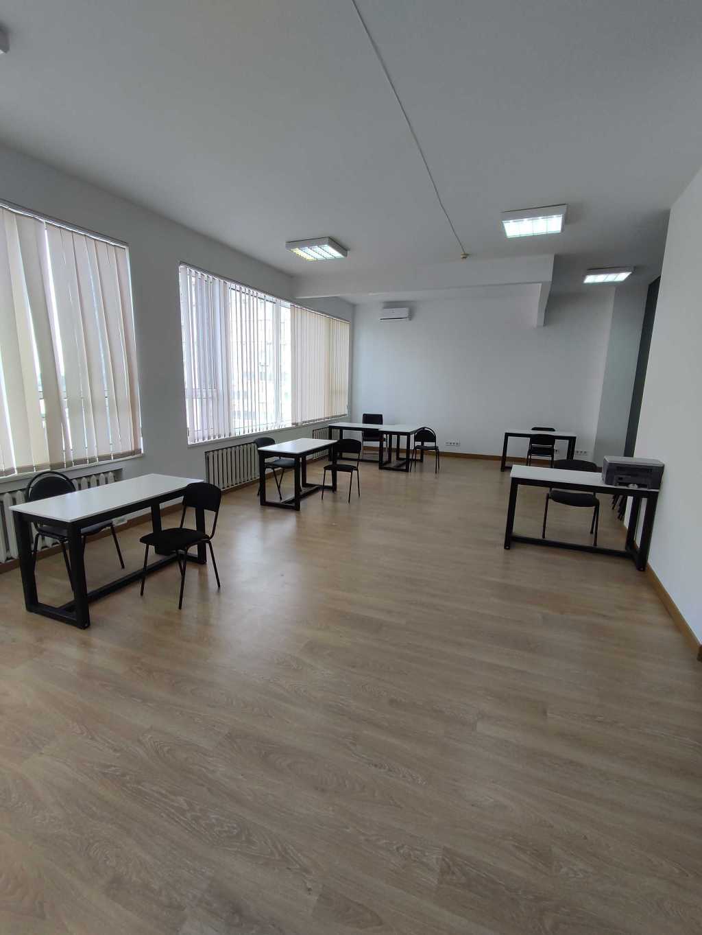 Аренда офиса 70 м², Евгения Сверстюка ул., 11Б