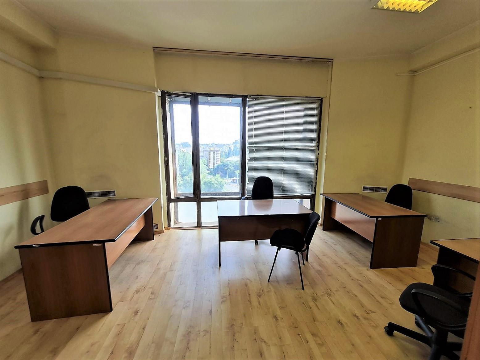 Аренда офиса 21.5 м², Кирилловская ул., 160/20