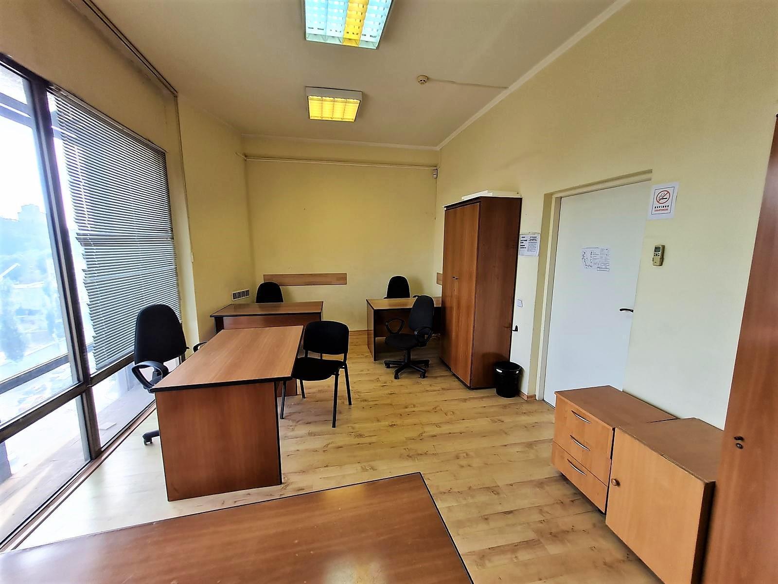 Аренда офиса 21.5 м², Кирилловская ул., 160/20