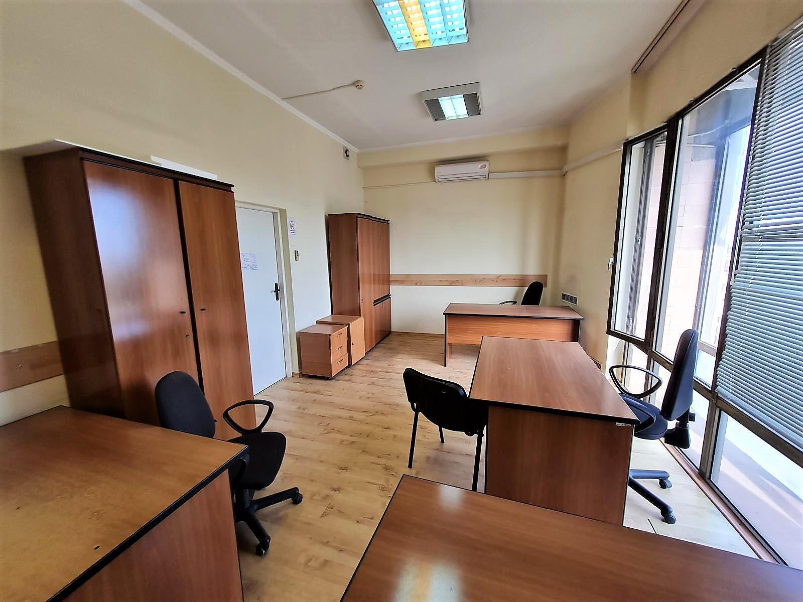 Аренда офиса 21.5 м², Кирилловская ул., 160/20