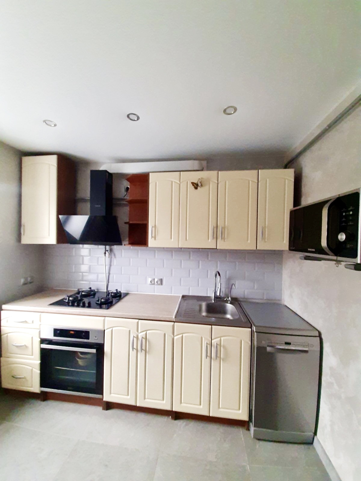 Продажа 1-комнатной квартиры 38 м², Озерная ул.