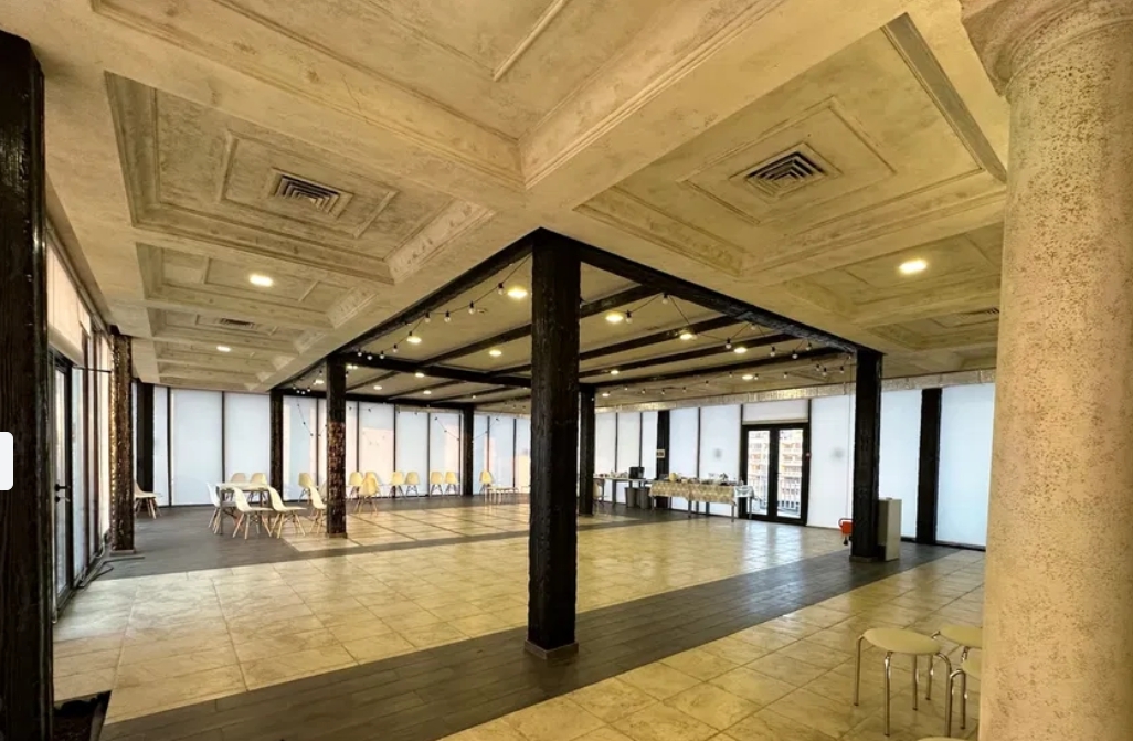 Оренда офісу 1097 м², Буніна вул.