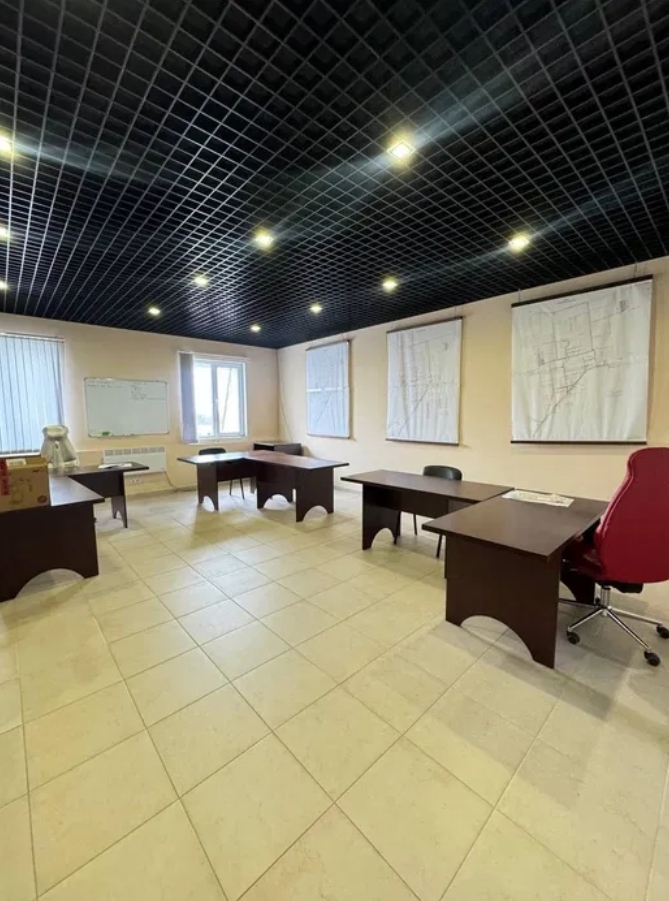 Оренда офісу 585 м², Мельницька вул.