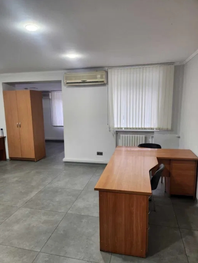 Оренда офісу 70 м², Сегедская вул.