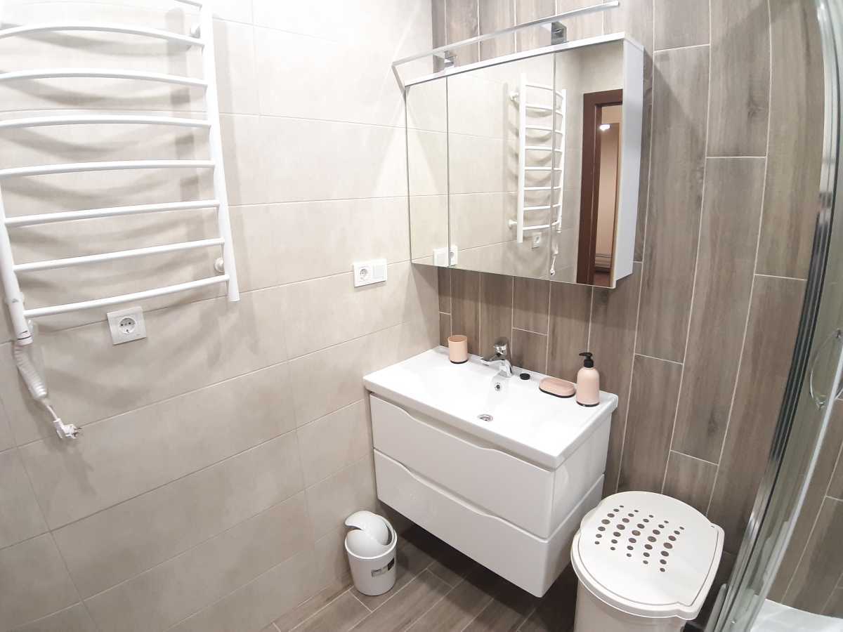 Оренда 2-кімнатної квартири 78 м², Балтійський пров., 3