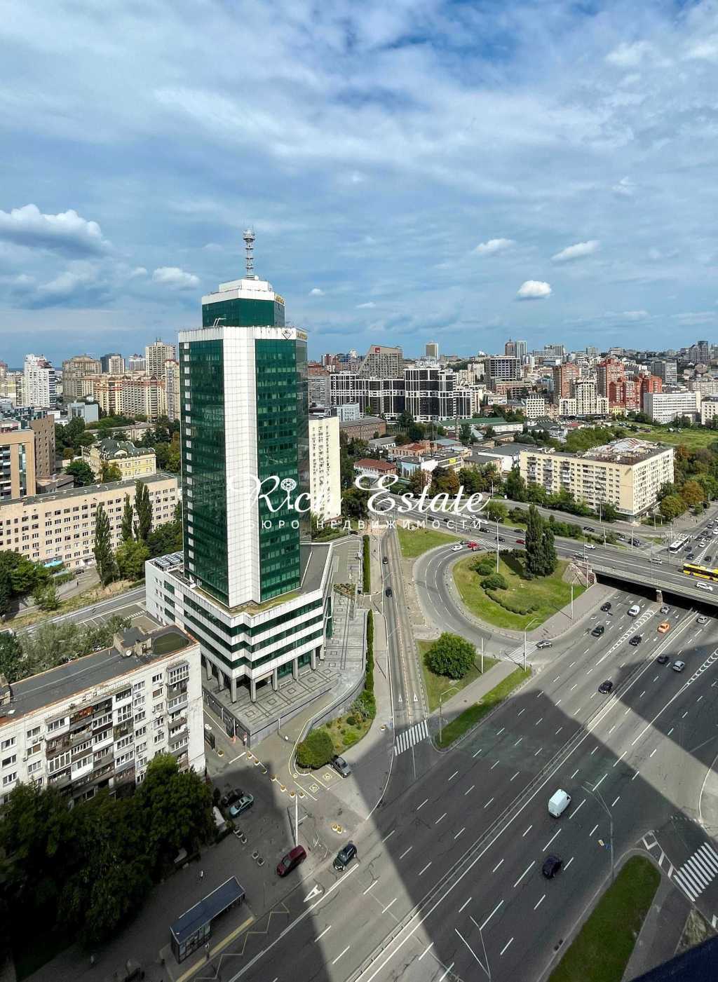 Аренда 1-комнатной квартиры 55 м², Берестейский, 11