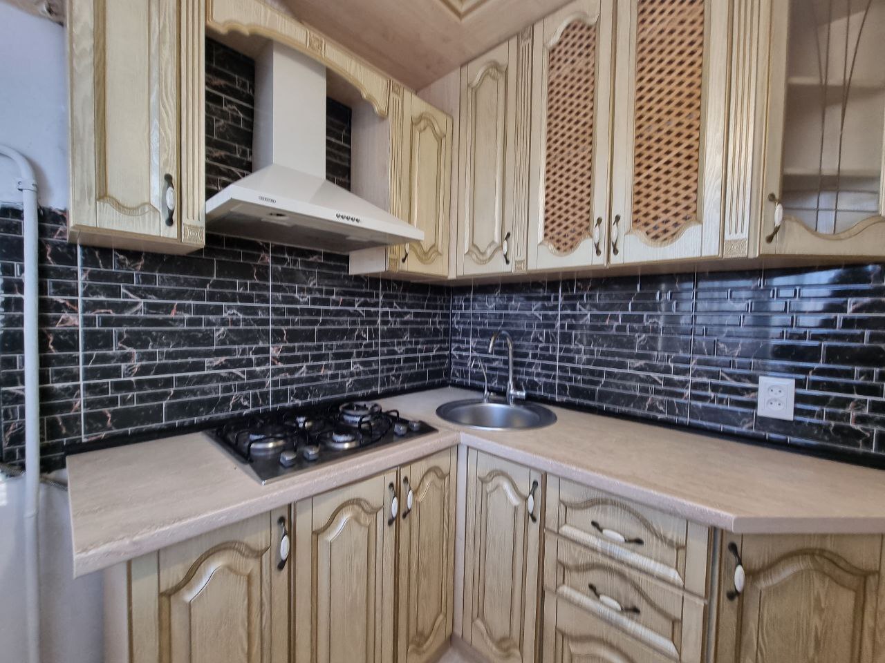 Продажа 3-комнатной квартиры 58 м², Тесленко ул., 19