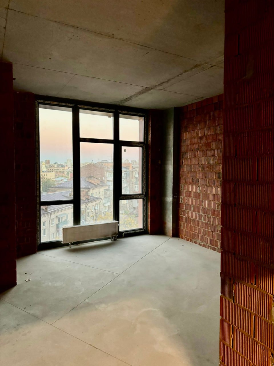 Продаж 2-кімнатної квартири 45 м², Кучеревського бул.