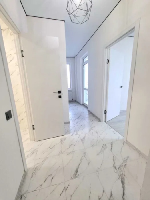 Продаж 2-кімнатної квартири 43 м², Академіка Глушко просп.