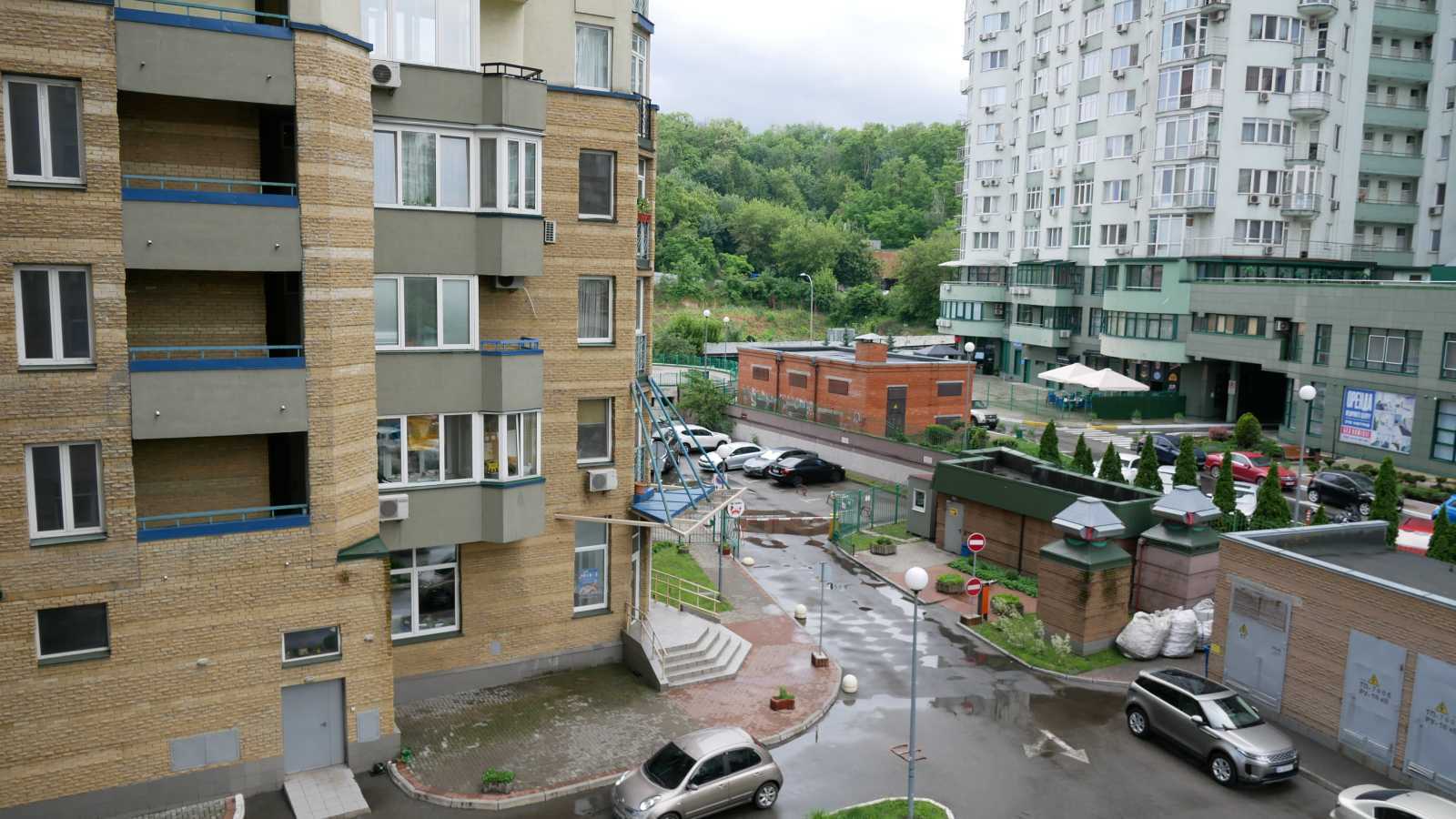 Продаж 3-кімнатної квартири 126 м², Кудряшова вул., 16