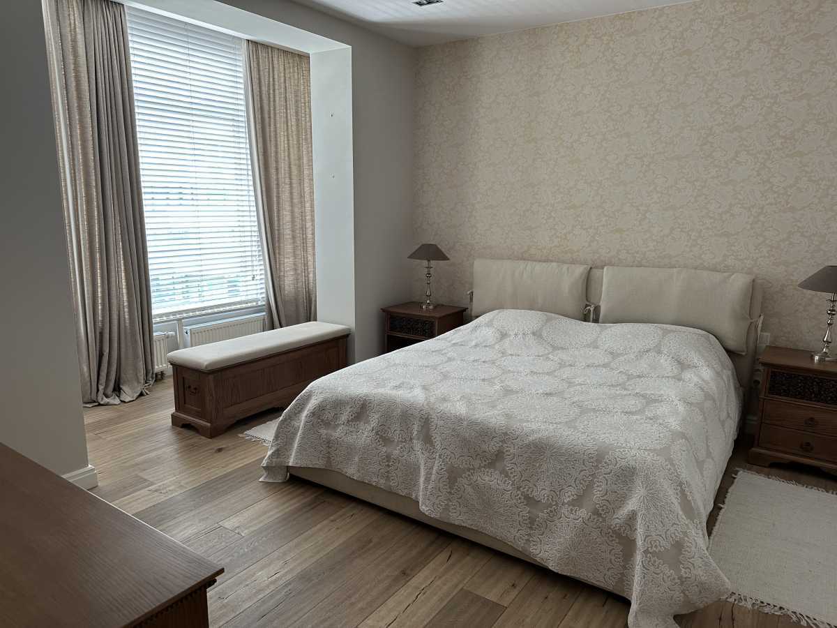 Продаж 3-кімнатної квартири 126 м², Кудряшова вул., 16