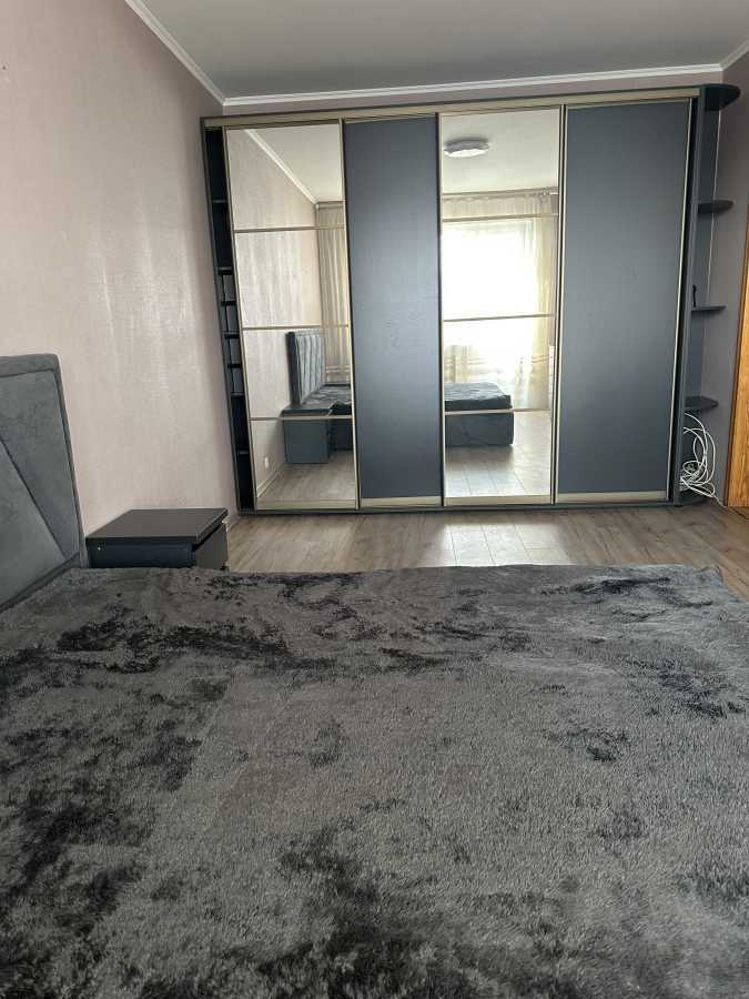 Оренда 2-кімнатної квартири 55 м², Академіка Заболотного вул., 112