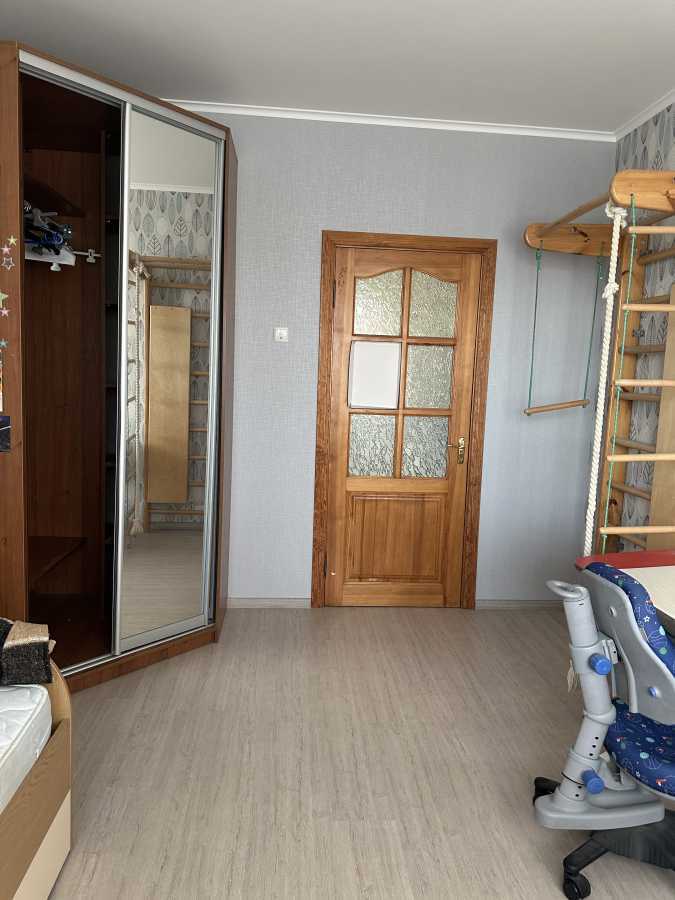 Оренда 2-кімнатної квартири 55 м², Академіка Заболотного вул., 112