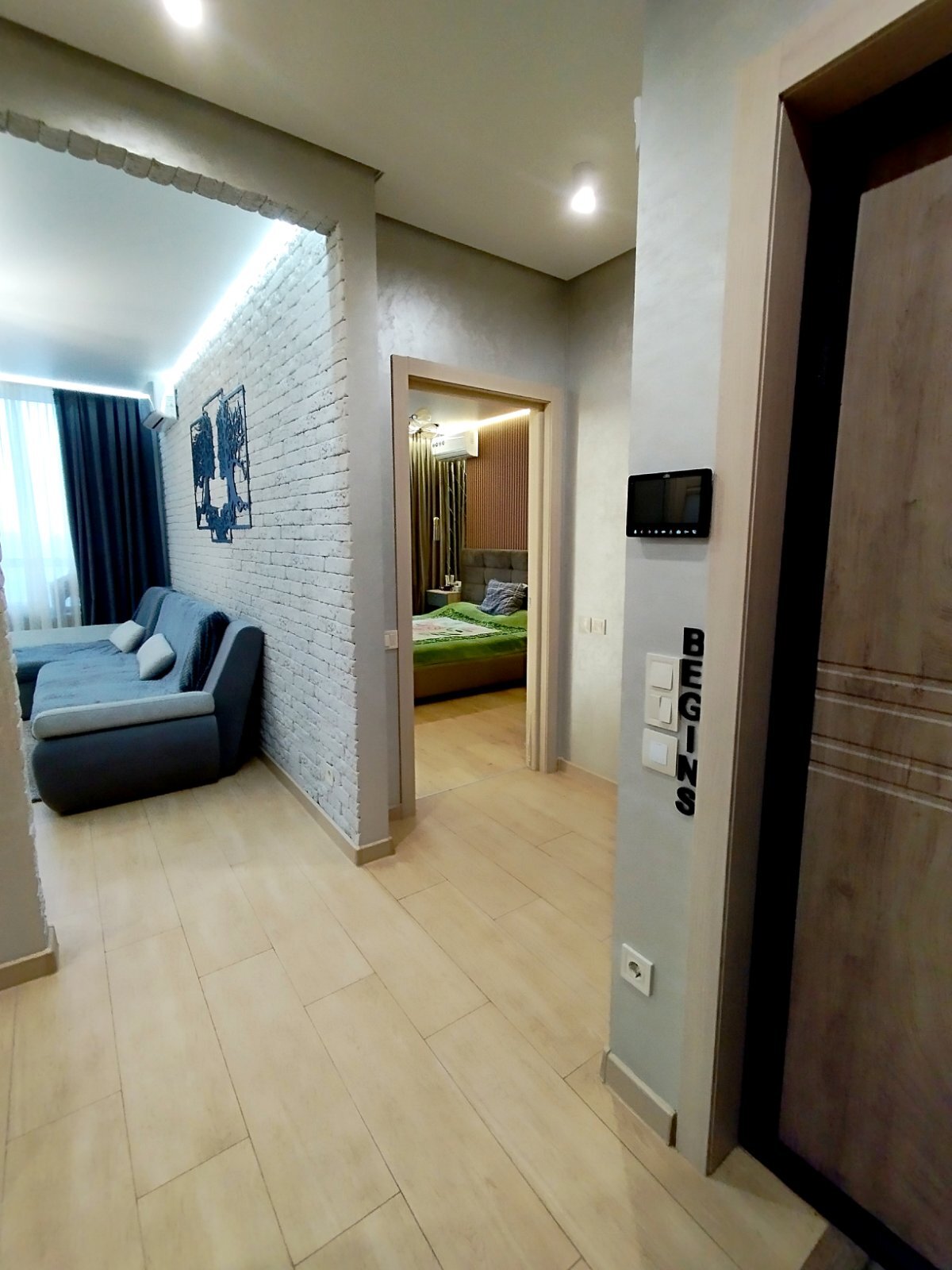 Продажа 3-комнатной квартиры 80 м², Университетская ул.