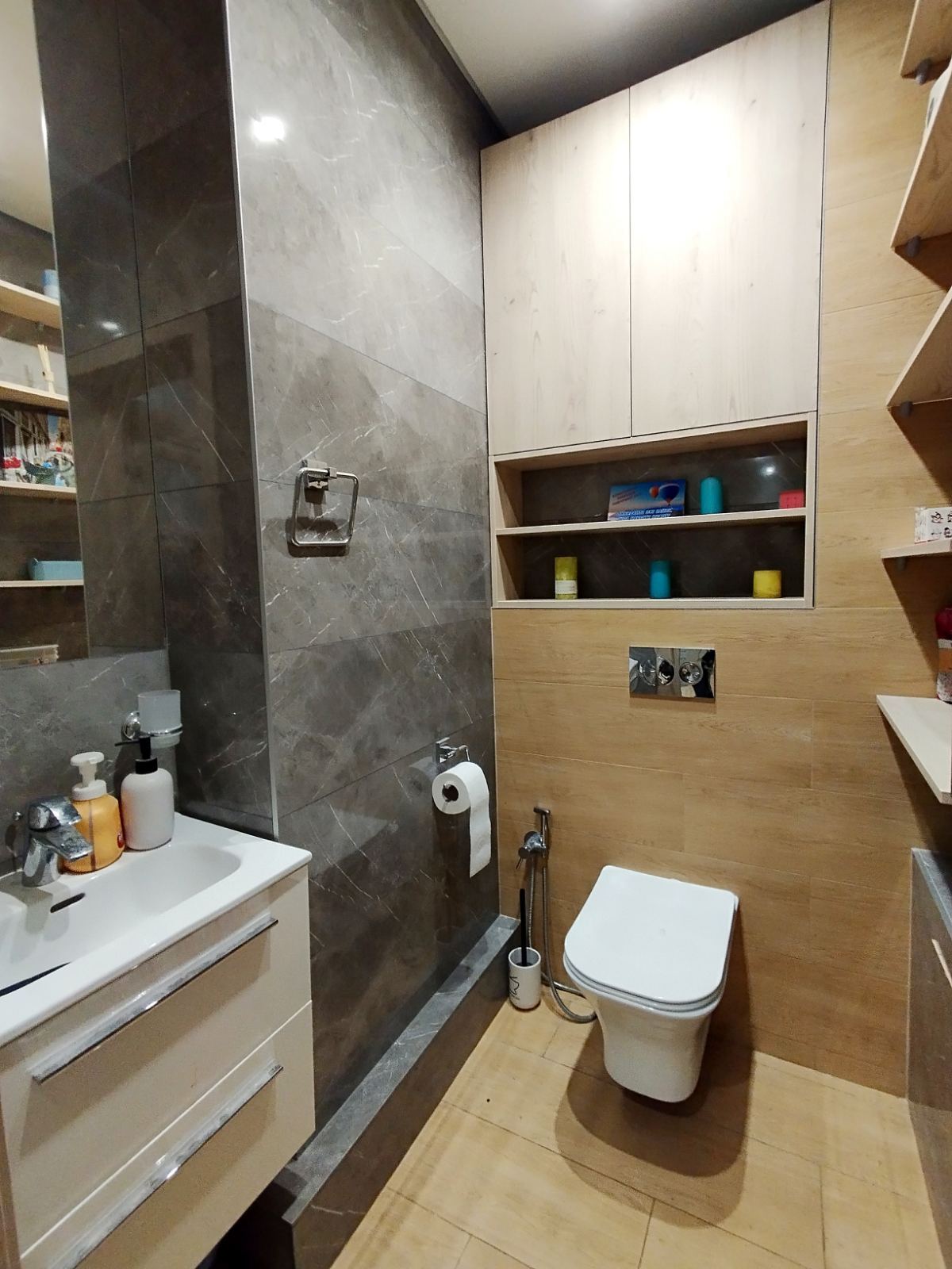 Продажа 3-комнатной квартиры 80 м², Университетская ул.