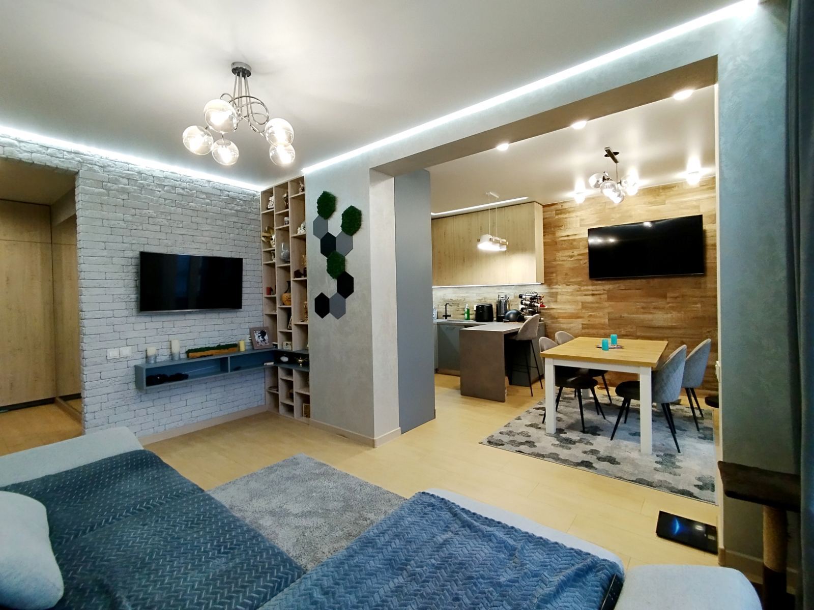 Продажа 3-комнатной квартиры 80 м², Университетская ул.