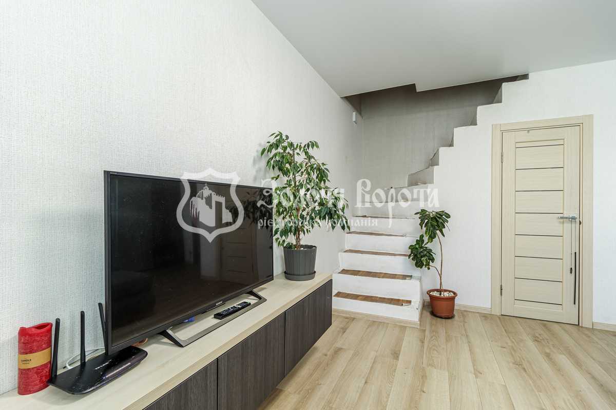 Продаж 4-кімнатної квартири 97.9 м², Жулянська вул., 1Б