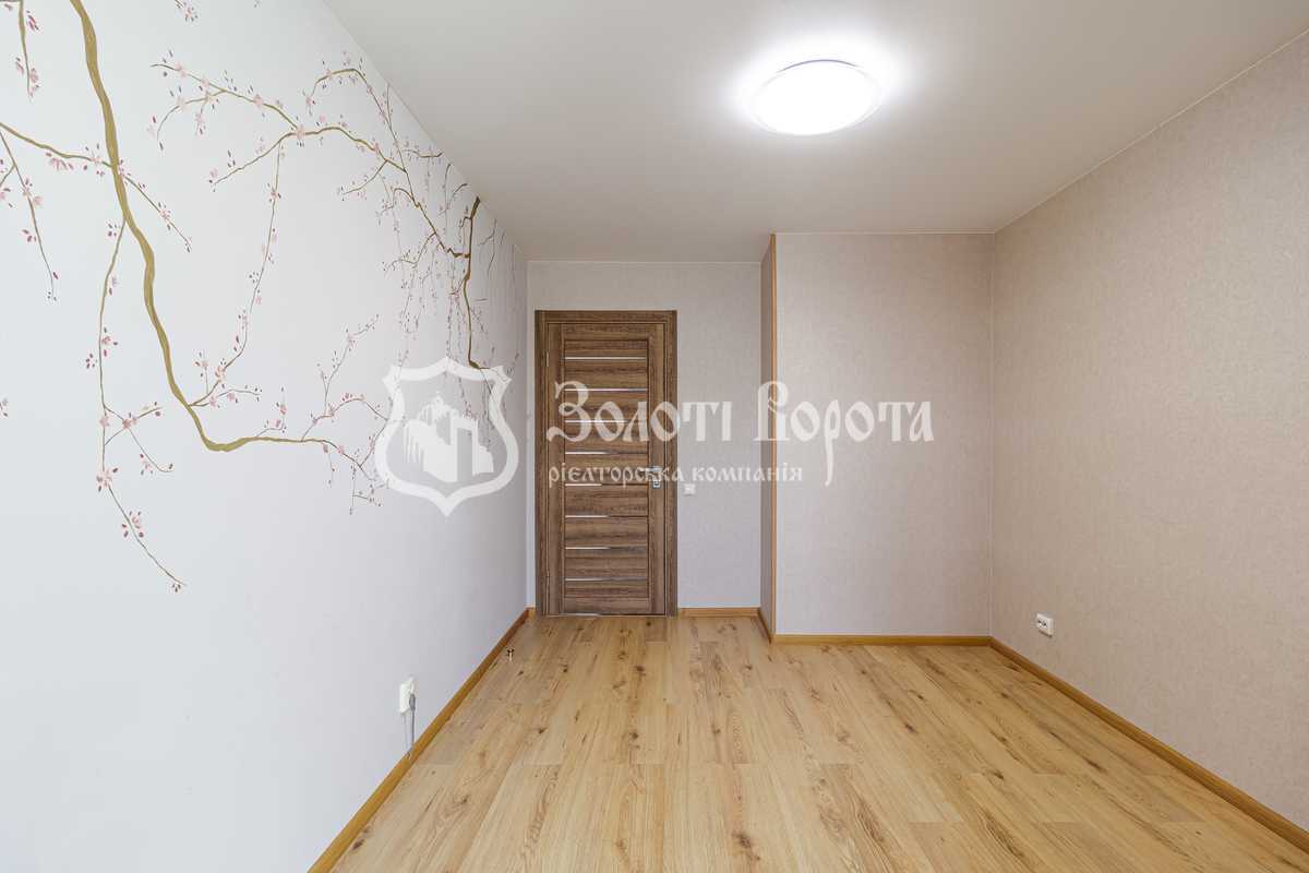 Продаж 4-кімнатної квартири 97.9 м², Жулянська вул., 1Б