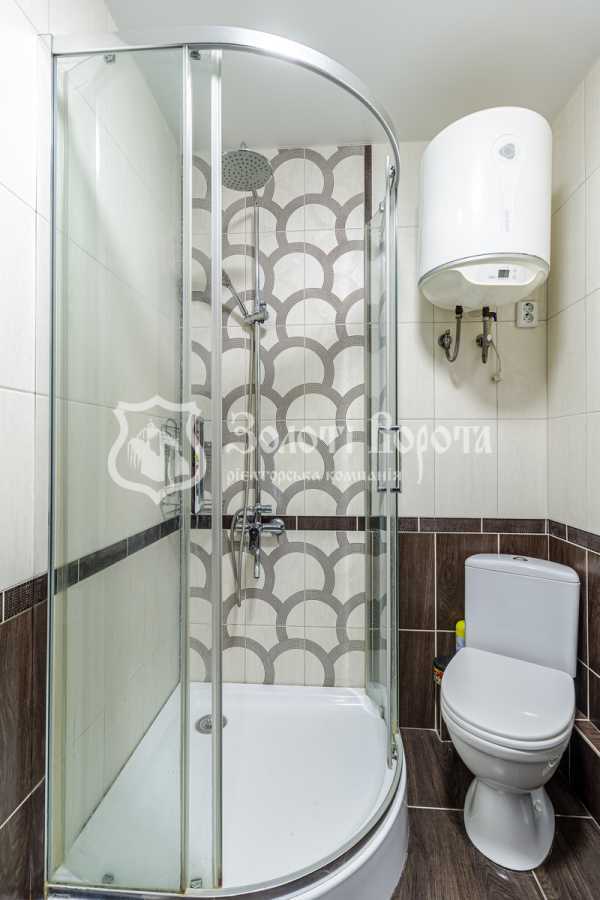 Продаж 4-кімнатної квартири 97.9 м², Жулянська вул., 1Б