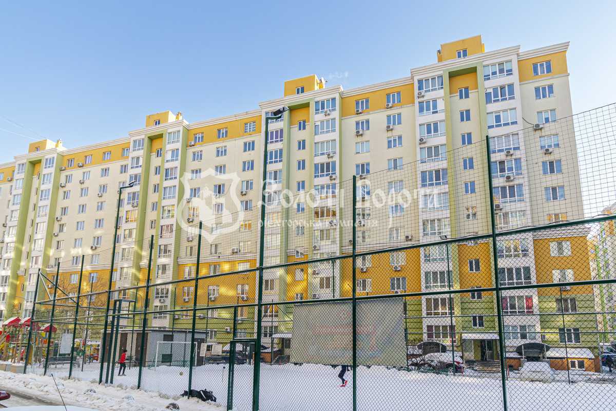 Продаж 4-кімнатної квартири 97.9 м², Жулянська вул., 1Б