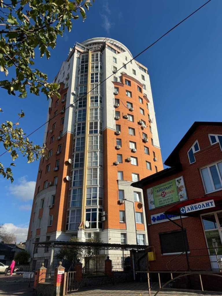 Продаж 2-кімнатної квартири 64 м², Ковальська вул.