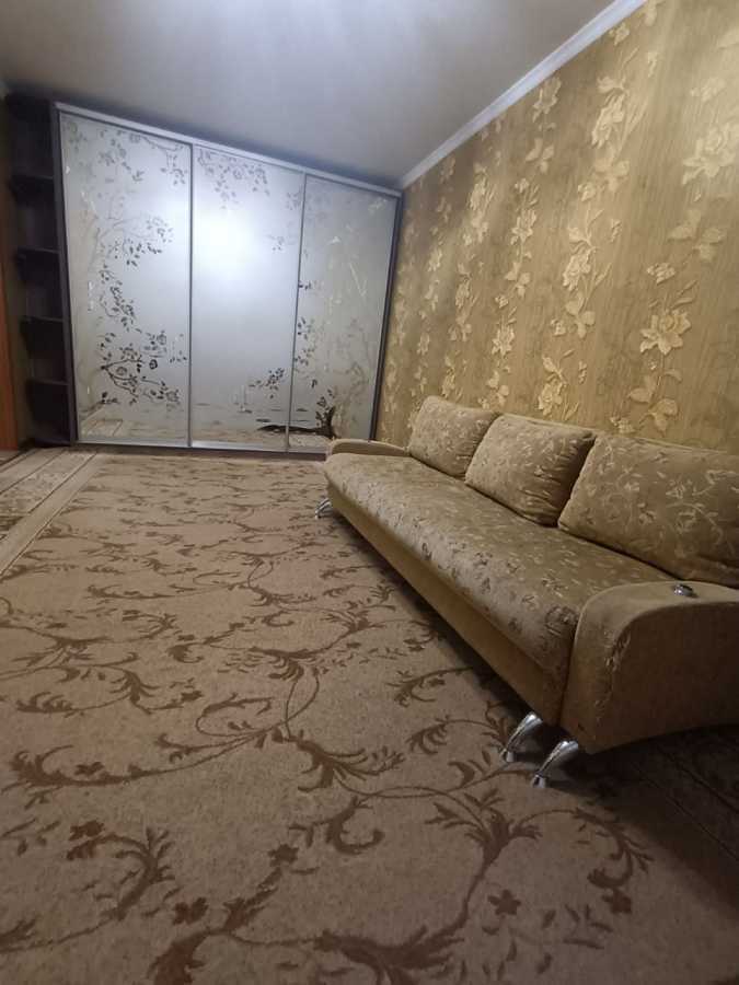Продаж 2-кімнатної квартири 56 м², Линників, 15